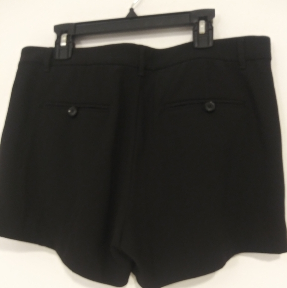 Banana Republic Black Trouser Shorts - Picture 5 of 7